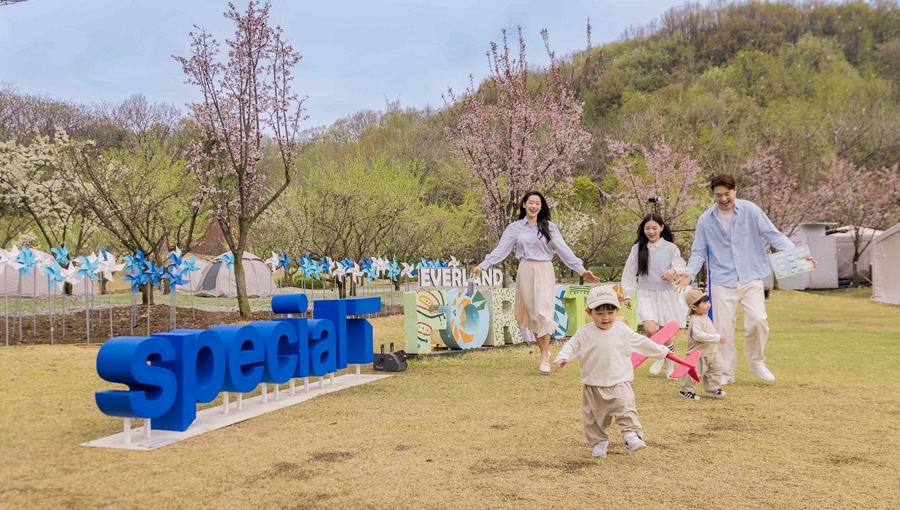 SKT 장기 우수 고객 초청 ‘숲캉스’ 시행