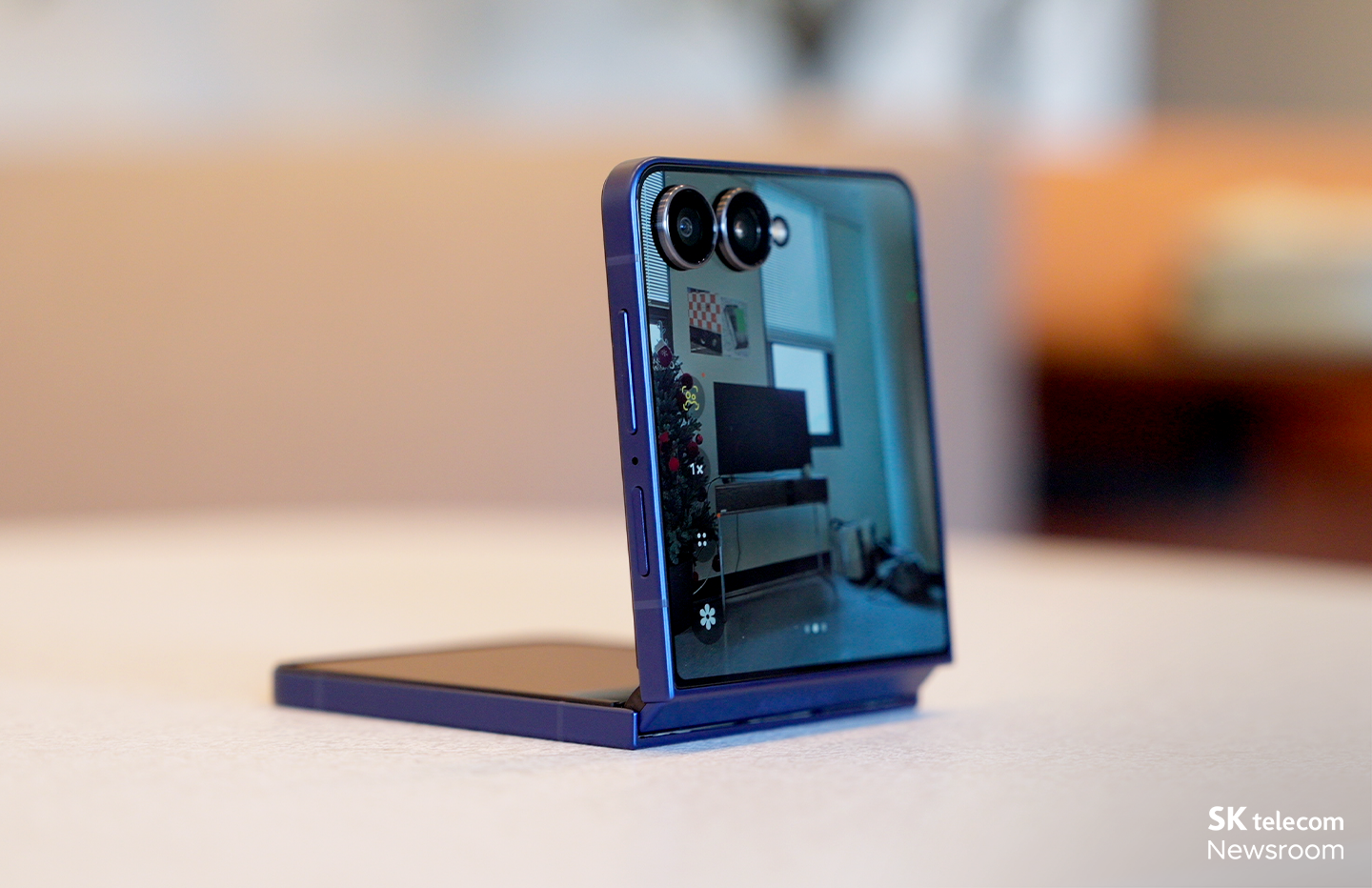 폴드7 너무 가벼워 놀랄 정도, 플립7은 상상 이상으로 편리해 - 테크 리뷰어 서울리안