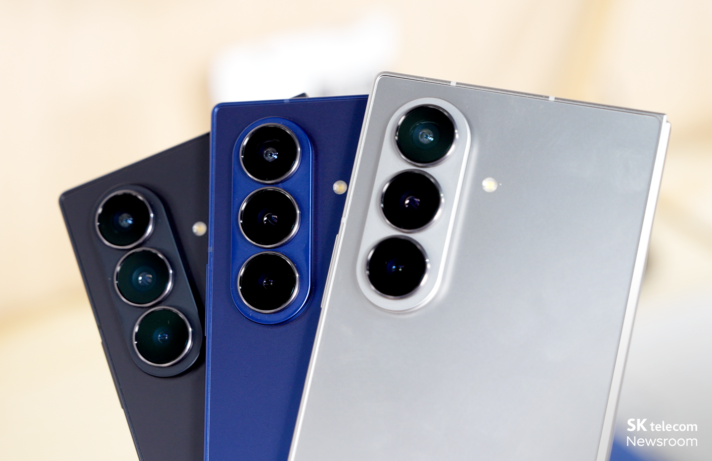 폴드7 너무 가벼워 놀랄 정도, 플립7은 상상 이상으로 편리해 - 테크 리뷰어 서울리안