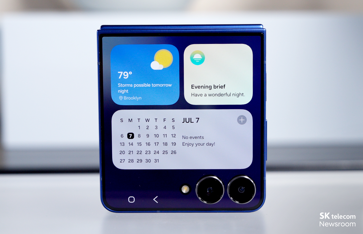 폴드7 너무 가벼워 놀랄 정도, 플립7은 상상 이상으로 편리해 - 테크 리뷰어 서울리안