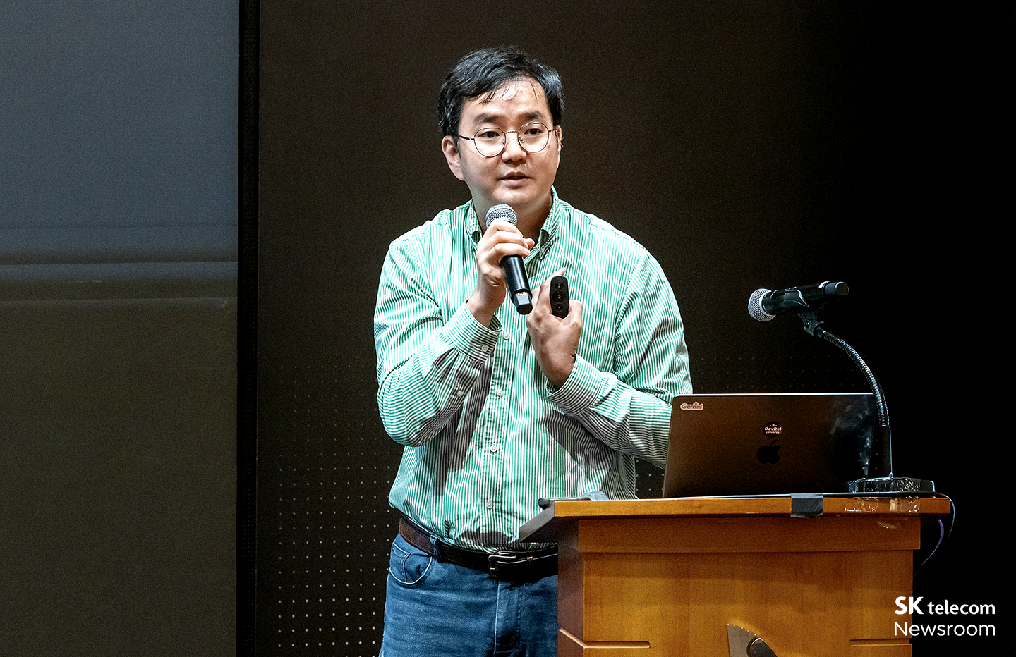 AI 인프라의 핵심 데이터센터를 말하다 - 제8회 데보션 테크 데이 현장 스케치