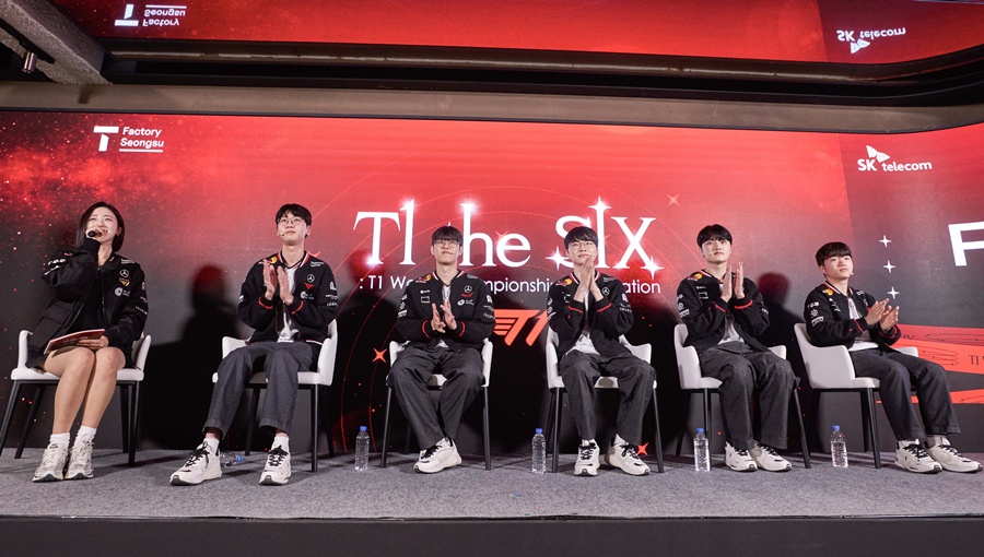 SKT, T팩토리서 T1 우승 기념 팬미팅 성료