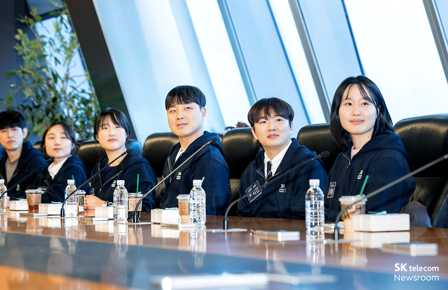 정재헌 CEO의 발표를 경청하고 있는 주니어탤런트