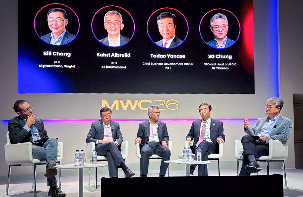 [여기는 MWC26] “AI 인프라 설계자로의 진화”… 싱텔 빌 창 Digital InfraCo CEO · SKT 정석근 AI CIC장 인터뷰(영상)