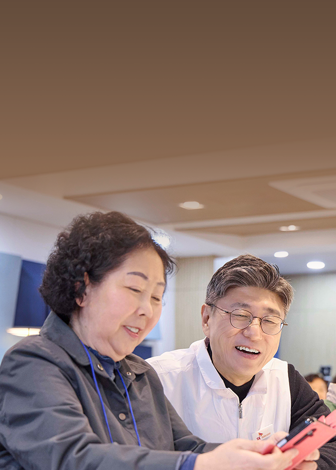 창립기념일 고객 찾아간 SKT, “자축 대신 ‘다시 듣는 날’로”