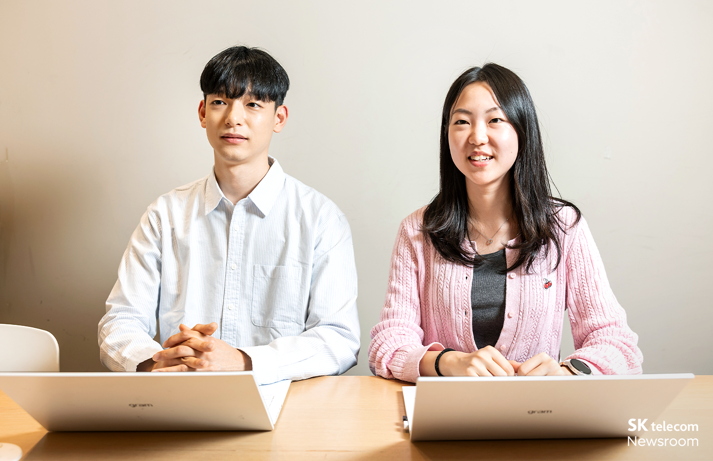 연구개발 인턴으로 합류한 홍민기(왼쪽) 님과 조성혜(오른쪽) 님. 