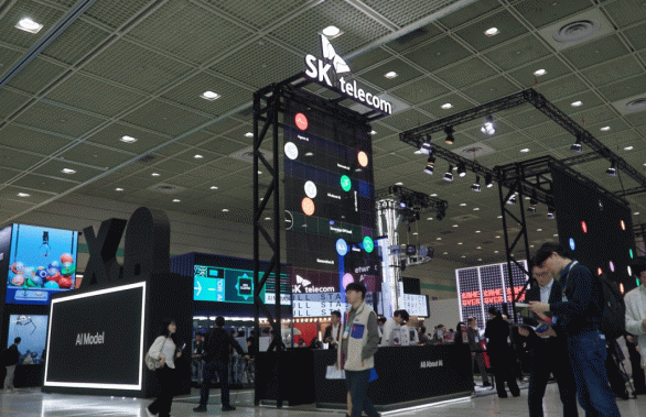 WIS-2026-인프라부터-산업까지-하나로-SKT-‘풀스택-AI-전시-현장_PC