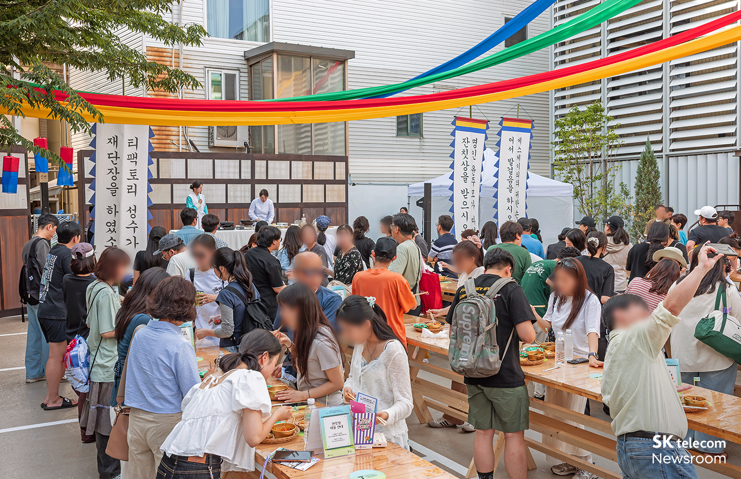 라이브 쿠킹쇼는 한 세션마다 선착순 100명까지 총 300명이 참여할 수 있었다.