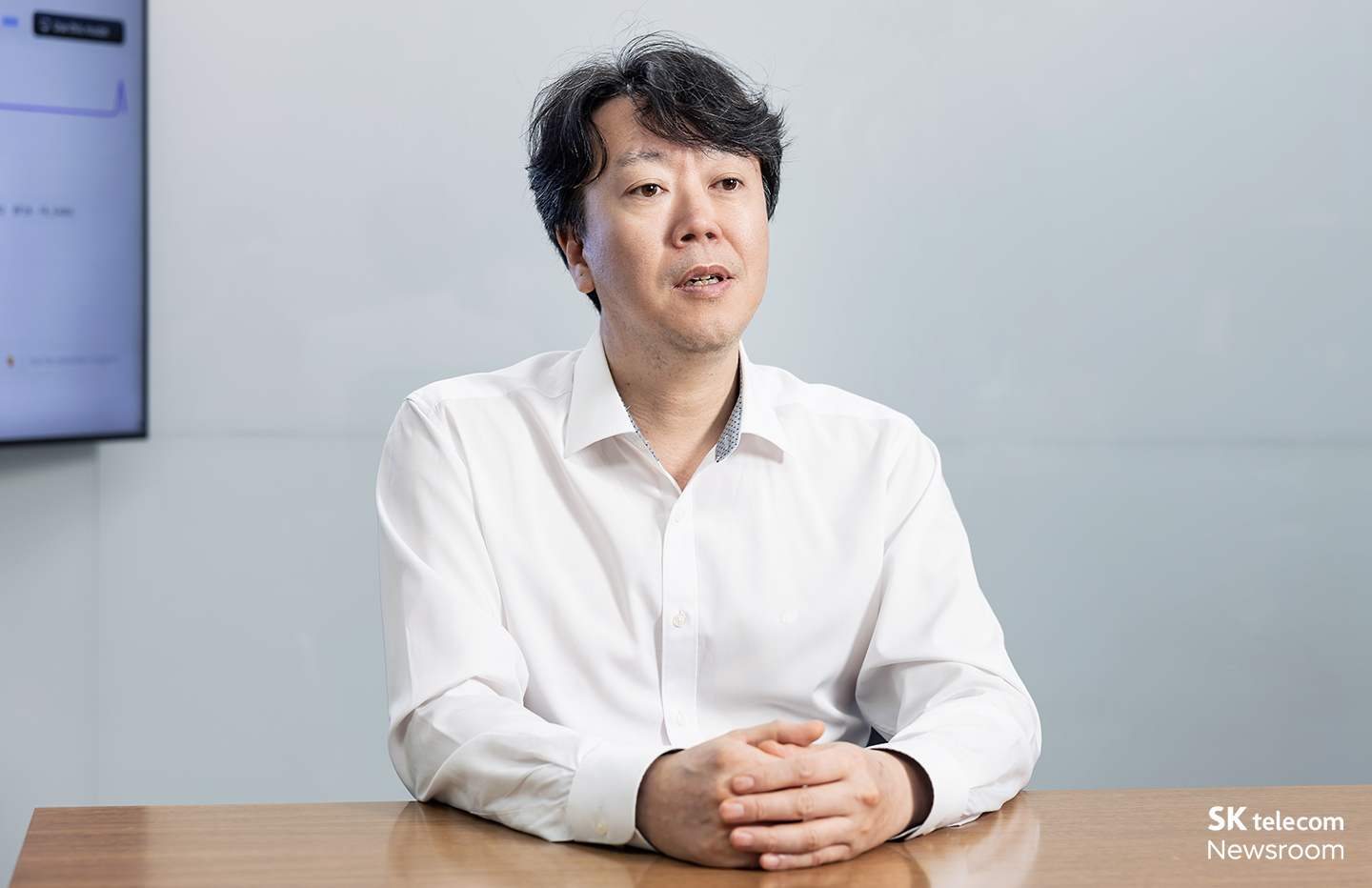 “답하는 AI에서 일하는 AI로”… A.X K2가 그리는 소버린 AI의 미래 – 김태윤 파운데이션 모델 담당 인터뷰