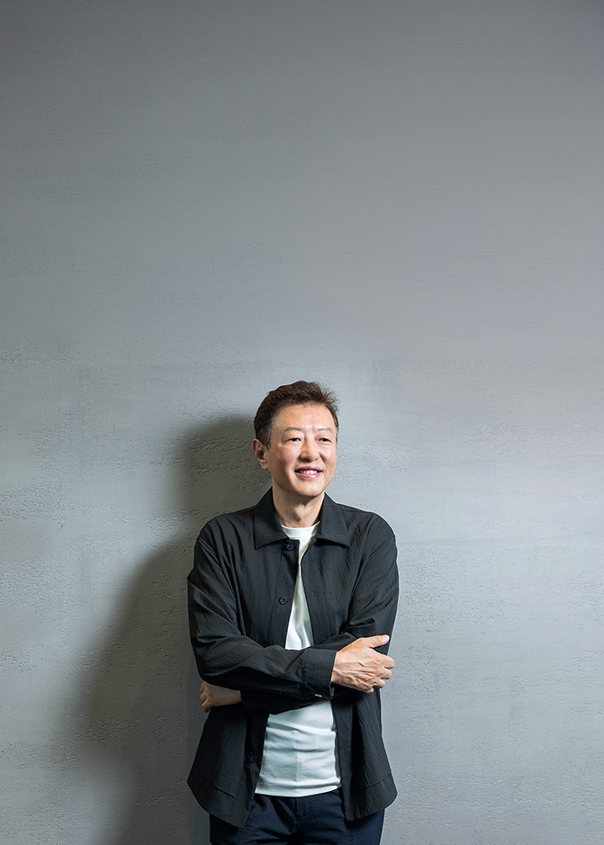 “AI 시대에도 고객 관계의 본질은 신뢰” 고객신뢰 위원회 김난도 위원 인터뷰