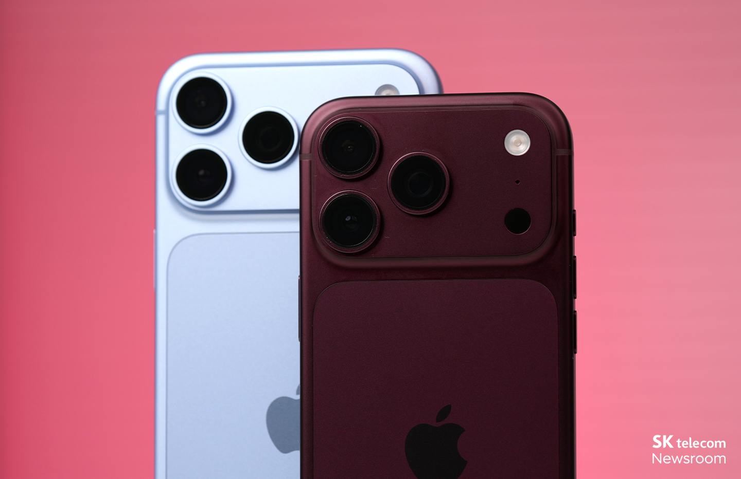 잇섭이 촬영한 iPhone 18 Pro와 iPhone 18 Pro Max.