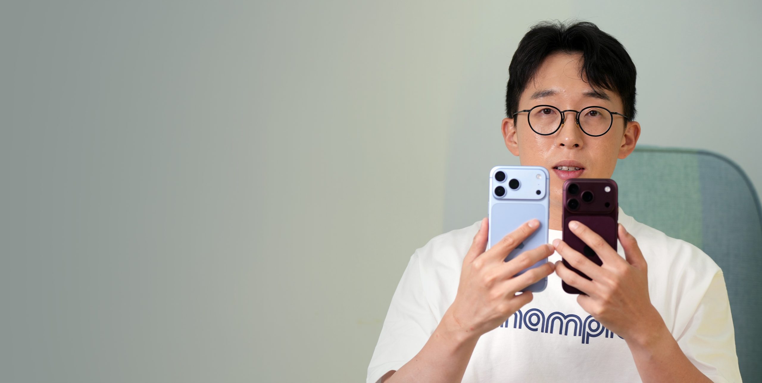 잇섭, “새로운 폼팩터에도 애플다운 디테일”… <br />
새로 나온 iPhone 첫 인상